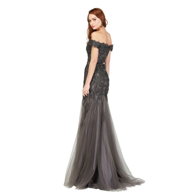 Fenduch 1853 Dress