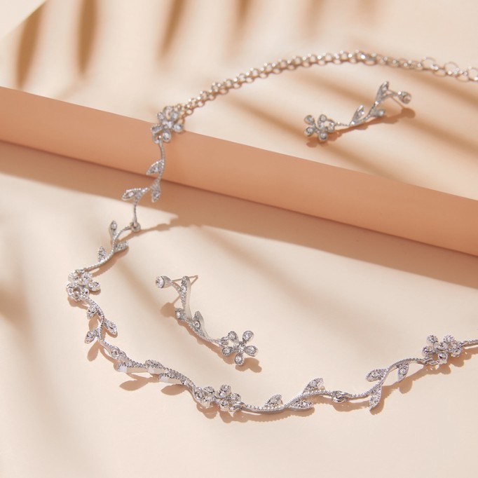 Ladies' Beautiful Alloy With Irregular Cubic Zirconia Jewelry Sets
