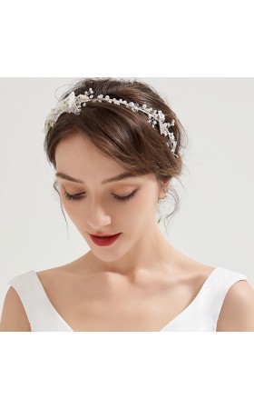 Headpiece/Crowns & Fenduchs Beautiful