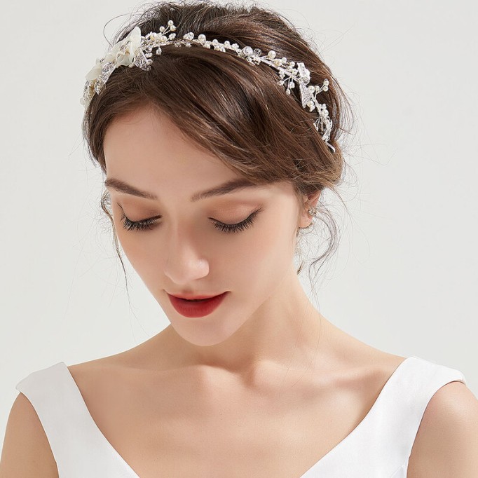 Headpiece/Crowns & Fenduchs Beautiful