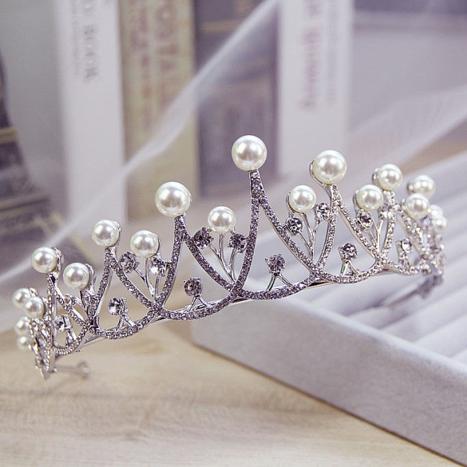 Headpiece/Crowns & Fenduchs Elegant