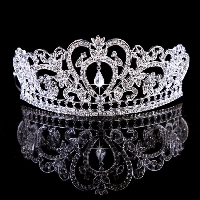 Headpiece/Crowns & Fenduchs Glamourous