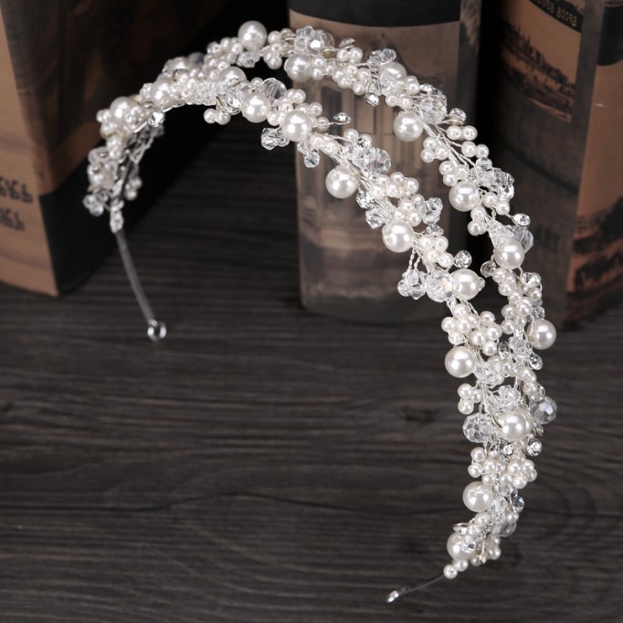 Headpiece/Crowns & Fenduchs Beautiful