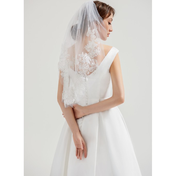 Two-tier Lace Applique Edge Elbow Bridal Veils