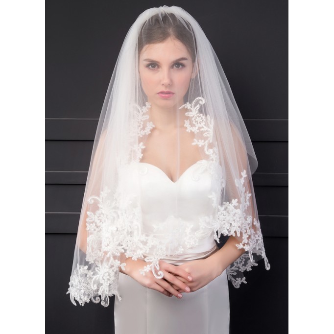 Two-tier Lace Applique Edge Elbow Bridal Veils With Lace