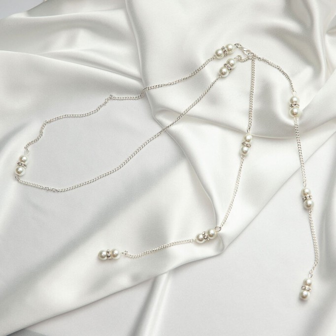 Ladies' Elegant Alloy With Irregular Rhinestone Necklaces