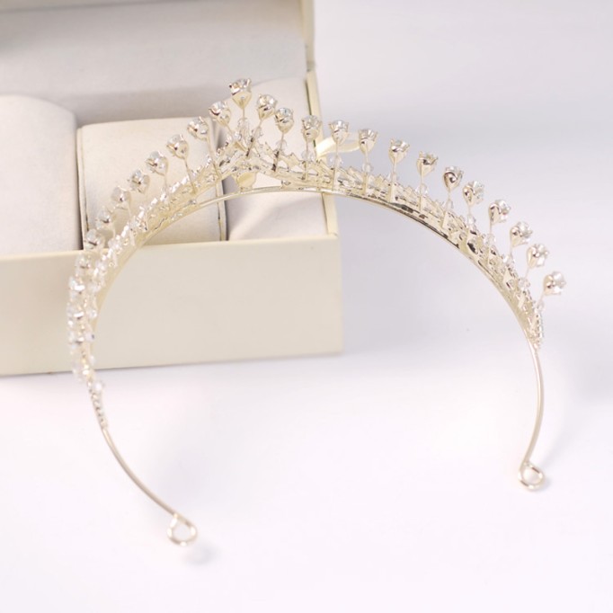 Headpiece/Crowns & Fenduchs Glamourous (Sold in single piece)