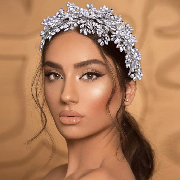 Headpiece/Crowns & Fenduchs Beautiful (Sold in single piece)