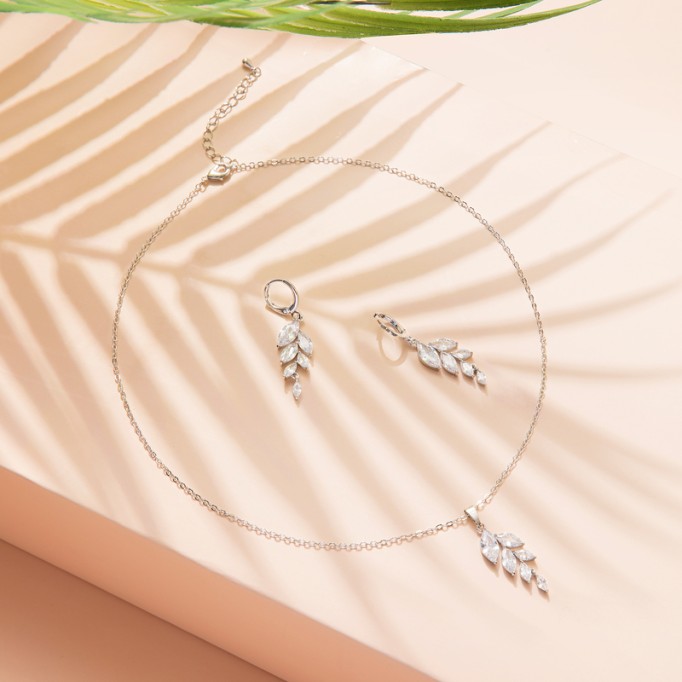 Ladies' Elegant Alloy With Irregular Cubic Zirconia Jewelry Sets