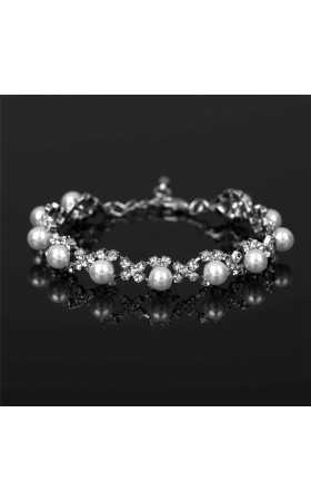 Ladies' Elegant/Beautiful/Classic Alloy With Irregular Cubic Zirconia Bracelets