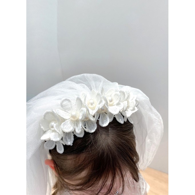 Flower Girl Polyester/Lace Fenduchs With Applique/Pearl/Petals