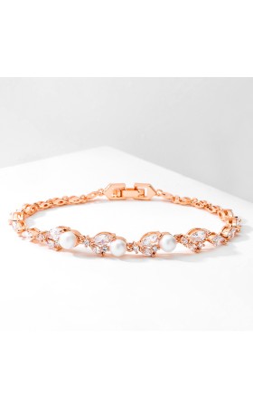 Ladies'/Couples' Elegant/Beautiful/Fashionable/Classic/Simple Alloy With Irregular Cubic Zirconia Bracelets