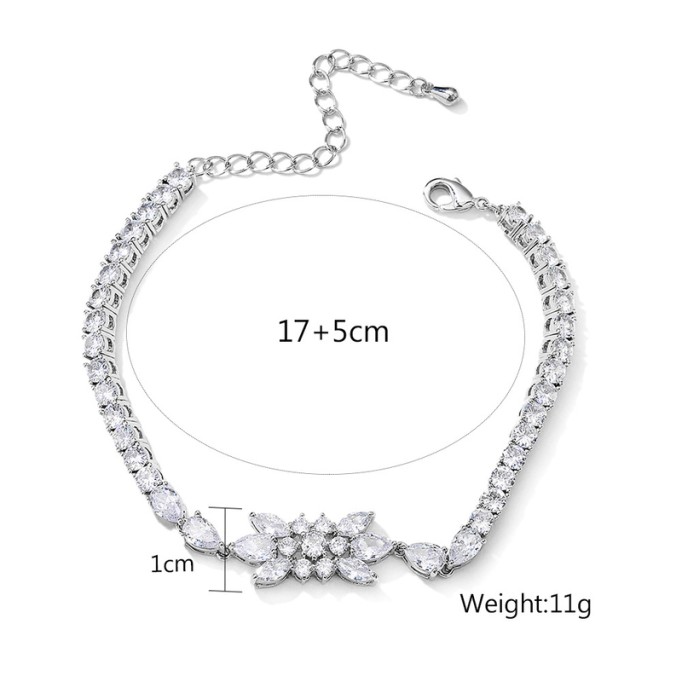 Ladies'/Couples' Elegant/Beautiful/Fashionable/Classic/Simple Alloy With Irregular Cubic Zirconia Bracelets