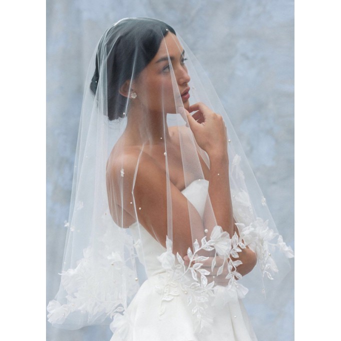 Two-tier Lace Applique Edge Elbow Bridal Veils With Faux Pearl/Lace