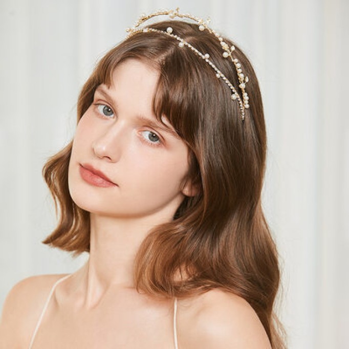 Headpiece/Crowns & Fenduchs Pretty