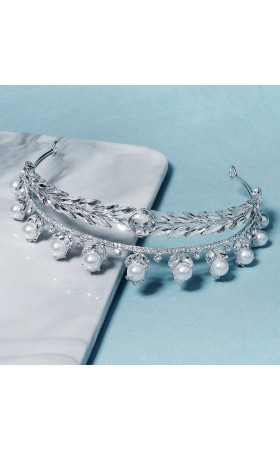 Headpiece/Crowns & Fenduchs Pretty