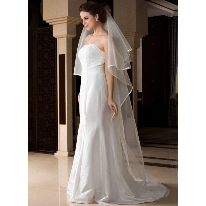 One-tier Satin Edge Chapel Bridal Veils With Ribbon
